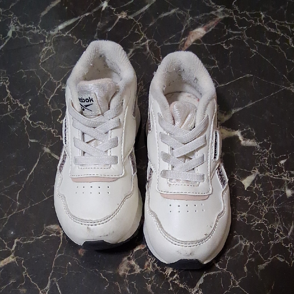 Reebok Kids White Sneakers with Black Details Size 8M Toddler Girls Sneakers